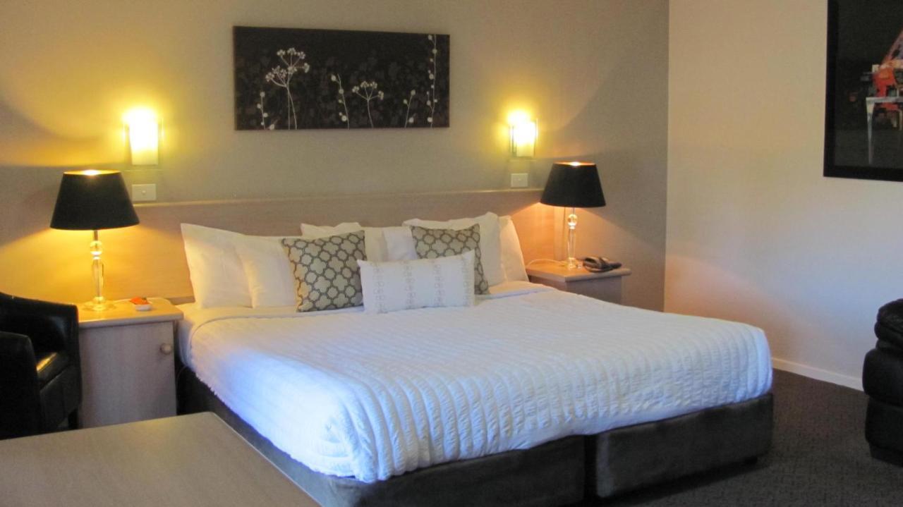 ماريبوروه Bristol Hill Motor Inn المظهر الخارجي الصورة