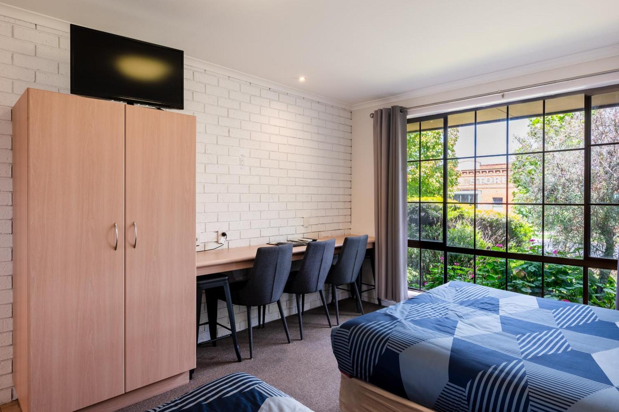 ماريبوروه Bristol Hill Motor Inn المظهر الخارجي الصورة