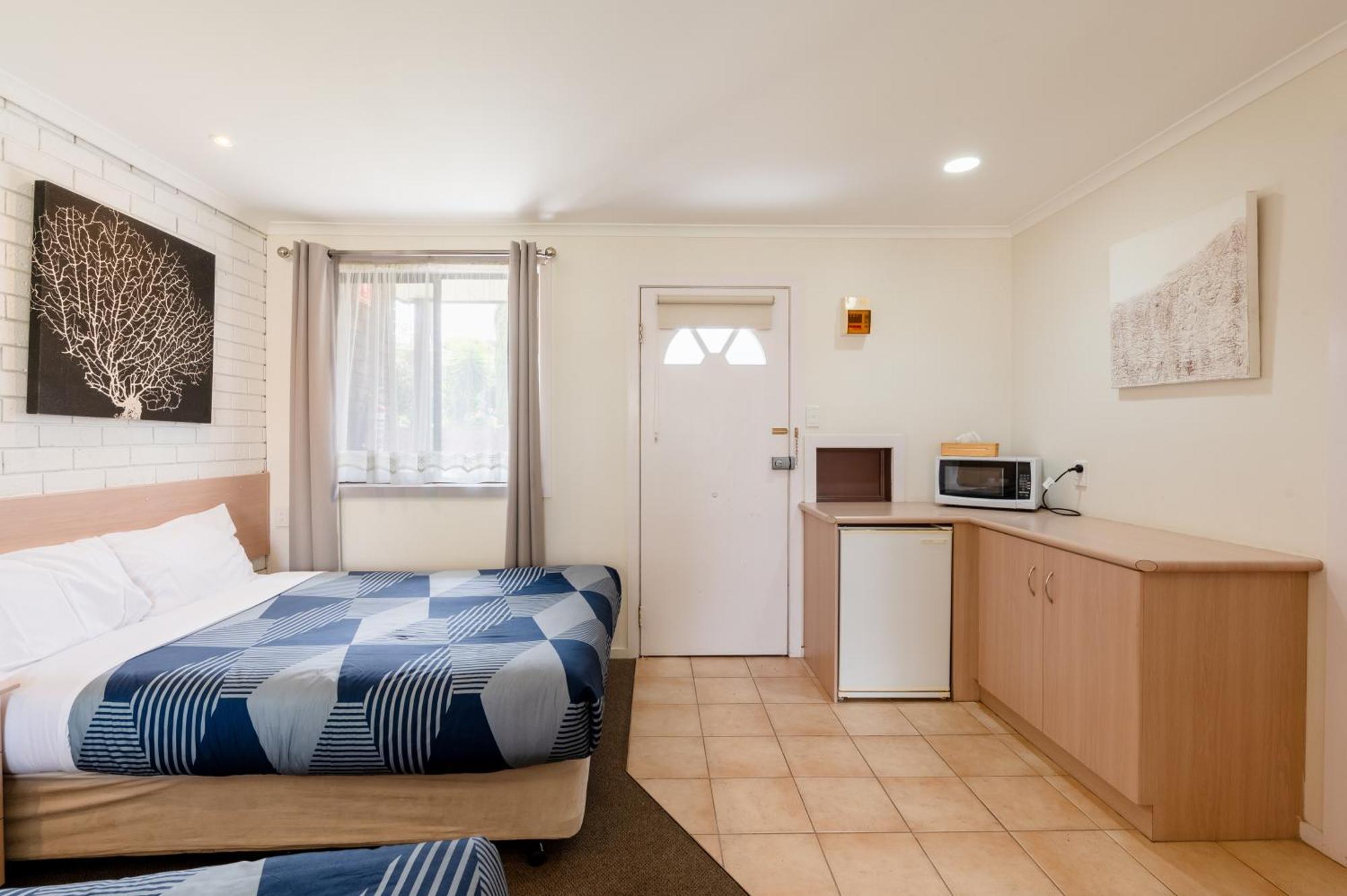 ماريبوروه Bristol Hill Motor Inn المظهر الخارجي الصورة