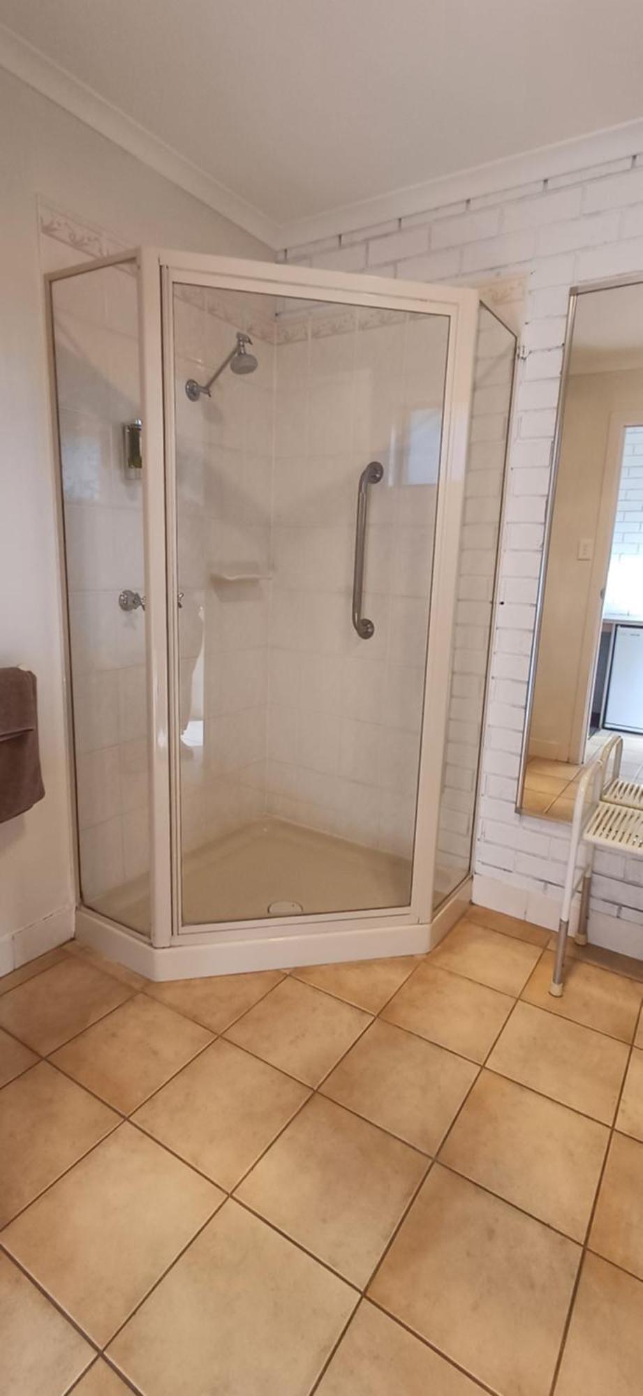ماريبوروه Bristol Hill Motor Inn المظهر الخارجي الصورة