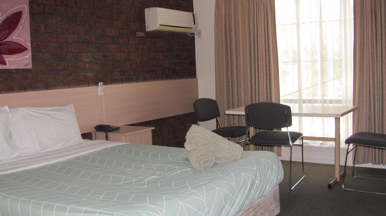 ماريبوروه Bristol Hill Motor Inn المظهر الخارجي الصورة